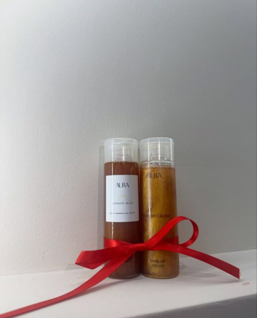 BODY OILS x AURA ✨
PEACHY CRUSH 100ml
SUNKISS BLISS 100ml

SETI : 2600 lekë